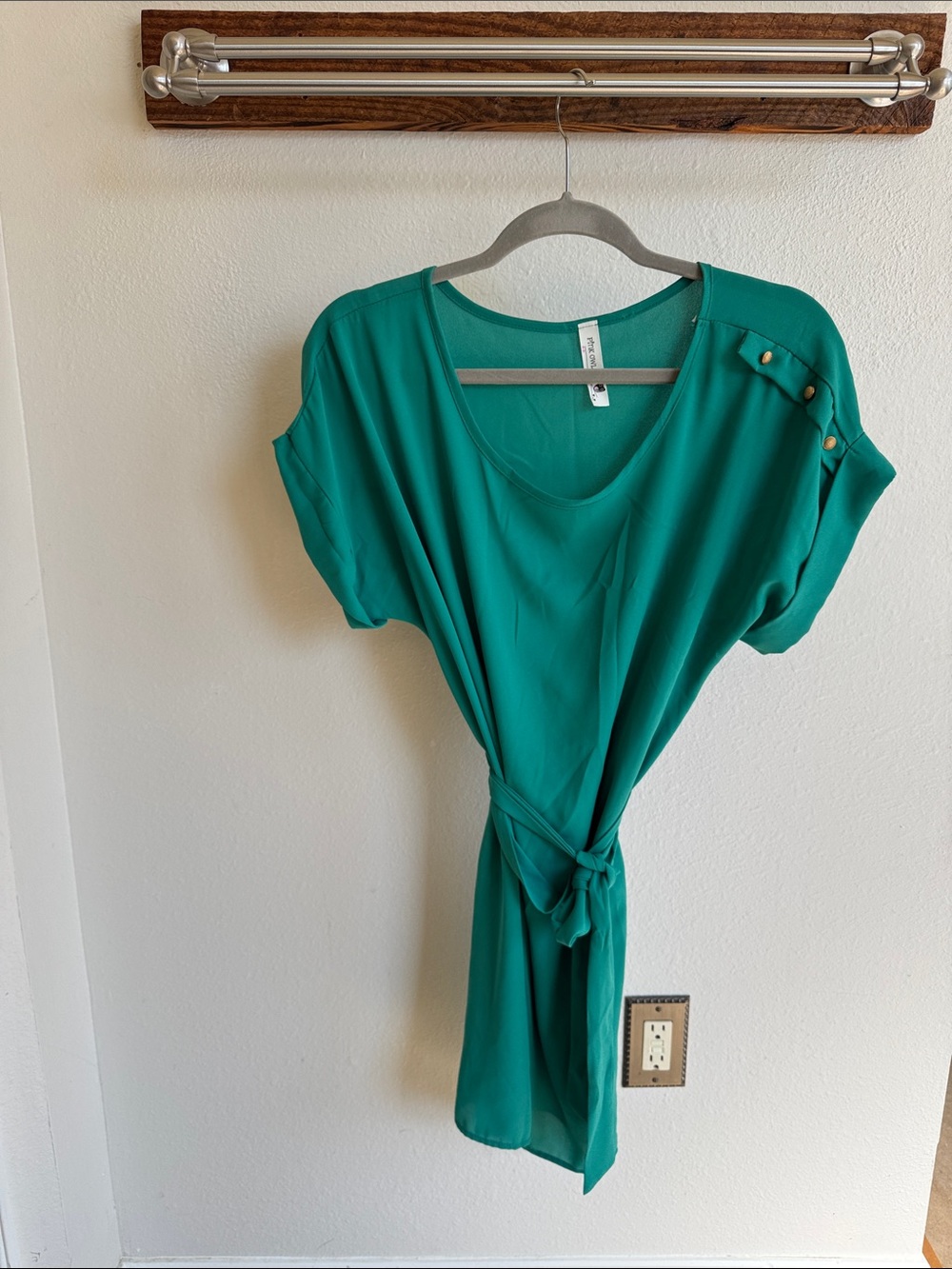 Pink Owl Teal Belted V-Neck Short Sleeve Dress
